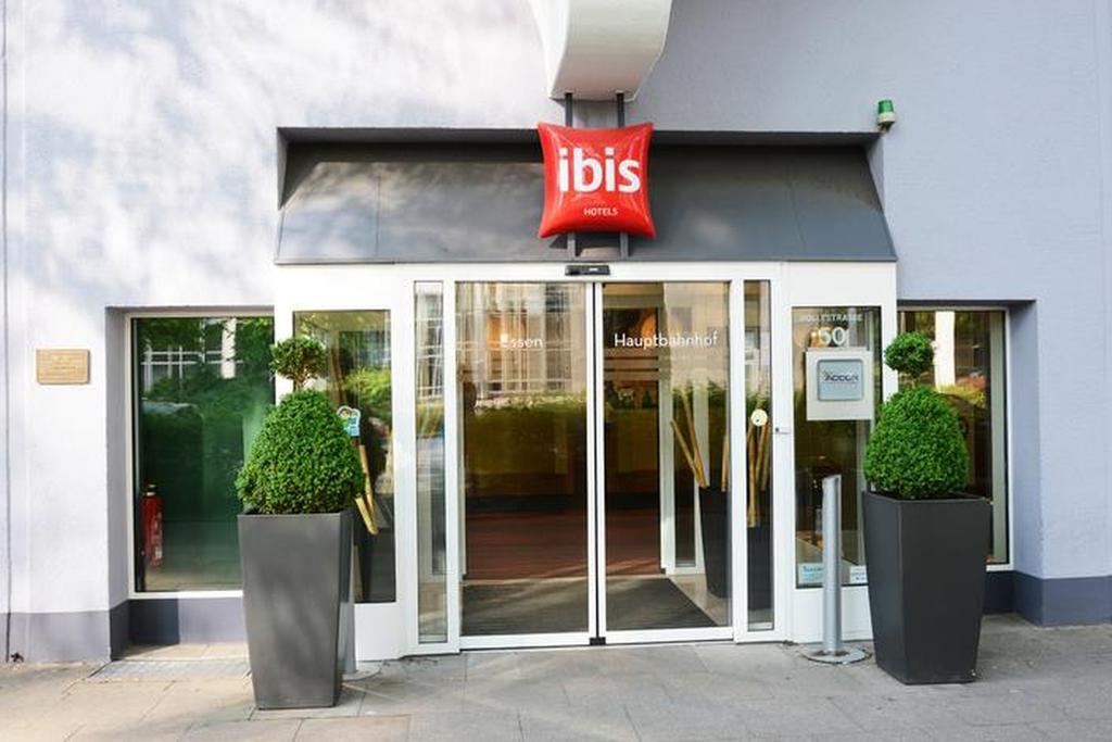 Hotel Ibis Essen Hauptbahnhof Exterior foto